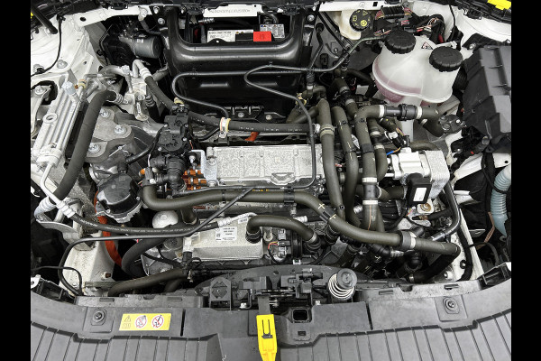 Mercedes-Benz EQA 250 Luxury 67 kWh | Achteruitrij camera | Stoelverwarming | Panoramadak | Navigatie | Sfeerverlichting | Cruis control |  Inclusief 24 maanden Mercedes-Benz Certified garantie voor Europa.