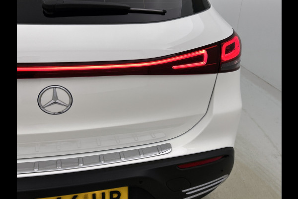 Mercedes-Benz EQA 250 Luxury 67 kWh | Achteruitrij camera | Stoelverwarming | Panoramadak | Navigatie | Sfeerverlichting | Cruis control |  Inclusief 24 maanden Mercedes-Benz Certified garantie voor Europa.