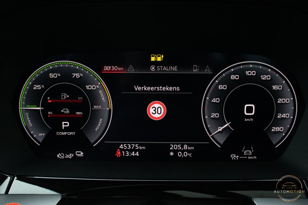 Audi A3 Sportback 40 TFSIe PANO CAMERA PARKEERHULP ADAPTIEF CRUISECONTROL