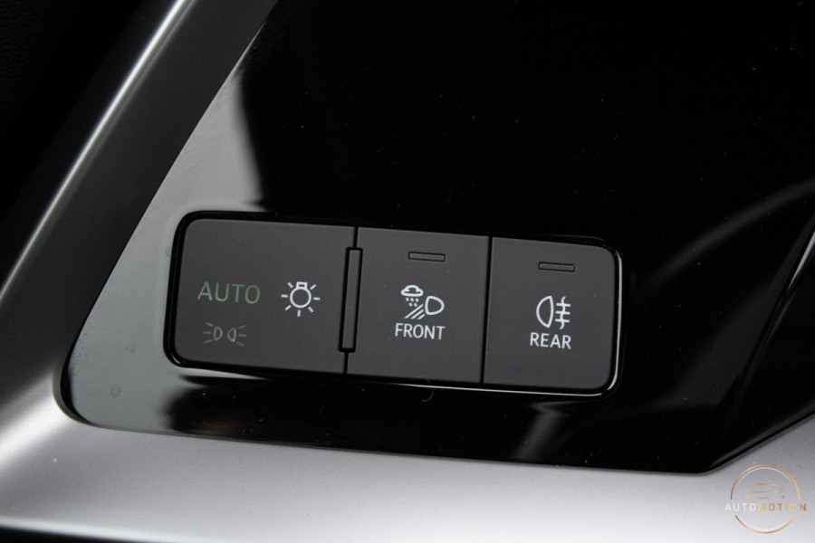 Audi A3 Sportback 40 TFSIe PANO CAMERA PARKEERHULP ADAPTIEF CRUISECONTROL