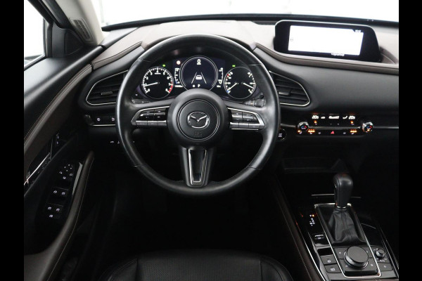 Mazda CX-30 2.0 e-SkyActiv-X M Hybrid Luxury | Leder | Stoelverwarming | Head-Up | Adaptive cruise | Camera | BOSE Sound | Carplay | Navigatie | Keyless | Full LED | Memory | Parkeerhulp