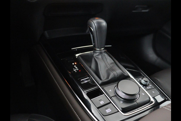 Mazda CX-30 2.0 e-SkyActiv-X M Hybrid Luxury | Leder | Stoelverwarming | Head-Up | Adaptive cruise | Camera | BOSE Sound | Carplay | Navigatie | Keyless | Full LED | Memory | Parkeerhulp