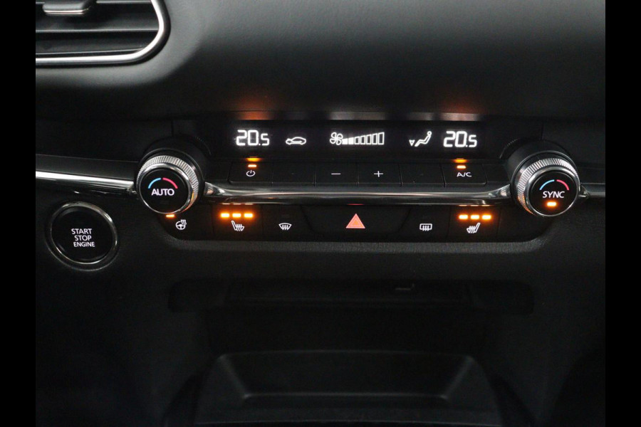 Mazda CX-30 2.0 e-SkyActiv-X M Hybrid Luxury | Leder | Stoelverwarming | Head-Up | Adaptive cruise | Camera | BOSE Sound | Carplay | Navigatie | Keyless | Full LED | Memory | Parkeerhulp