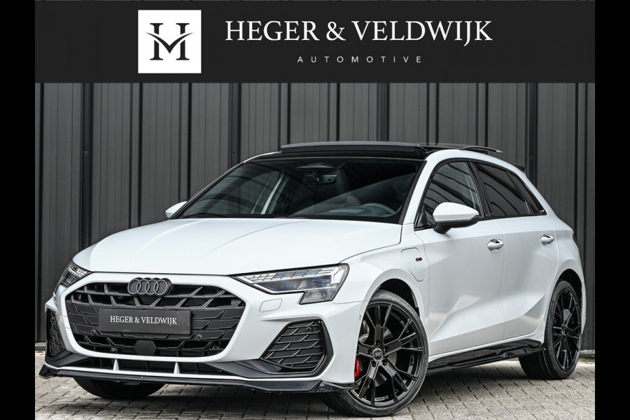 Audi A3 Sportback 45 TFSI e S edition Competition | Panoramadak | 5 jr garantie | Ambiance interieur | Active Cruise | Sonos Sound | S-Seats + Memory | Head-Up | Camera | Stoelverwarming | Keyless