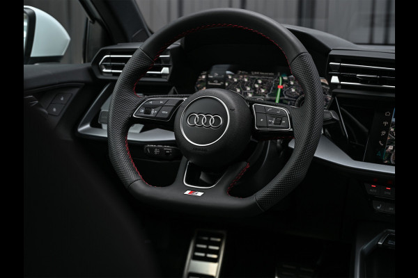 Audi A3 Sportback 45 TFSI e S edition Competition | Panoramadak | 5 jr garantie | Ambiance interieur | Active Cruise | Sonos Sound | S-Seats + Memory | Head-Up | Camera | Stoelverwarming | Keyless