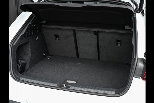 Audi A3 Sportback 45 TFSI e S edition Competition | Panoramadak | 5 jr garantie | Ambiance interieur | Active Cruise | Sonos Sound | S-Seats + Memory | Head-Up | Camera | Stoelverwarming | Keyless