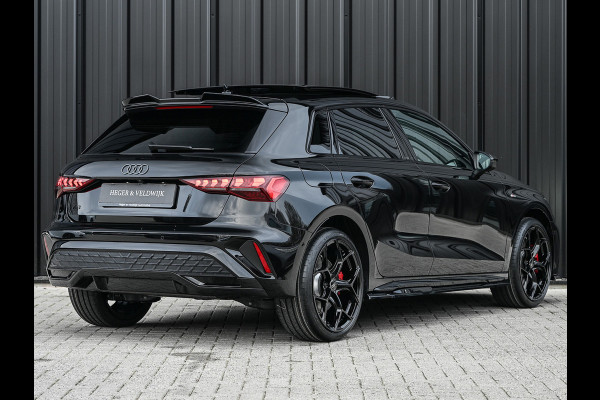 Audi A3 Sportback 45 TFSI e S edition Competition | Panoramadak | 5 jr garantie | Ambiance interieur | Active Cruise | Sonos Sound | S-Seats + Memory | Head-Up | Camera | Stoelverwarming | Keyless