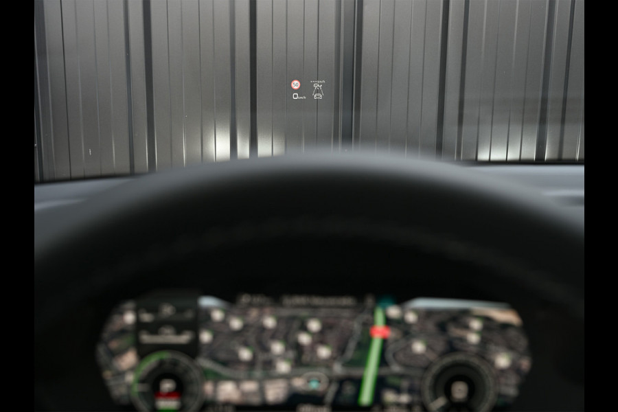 Audi A3 Sportback 45 TFSI e S edition Competition | Panoramadak | 5 jr garantie | Ambiance interieur | Active Cruise | Sonos Sound | S-Seats + Memory | Head-Up | Camera | Stoelverwarming | Keyless