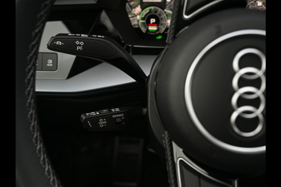 Audi A3 Sportback 45 TFSI e S edition Competition | Panoramadak | 5 jr garantie | Ambiance interieur | Active Cruise | Sonos Sound | S-Seats + Memory | Head-Up | Camera | Stoelverwarming | Keyless