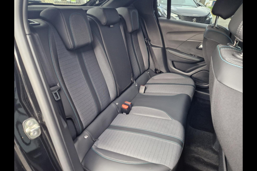 Peugeot 208 1.2 EAT8 Allure /1E Eig/i cockpit/Acc/Winterpak!