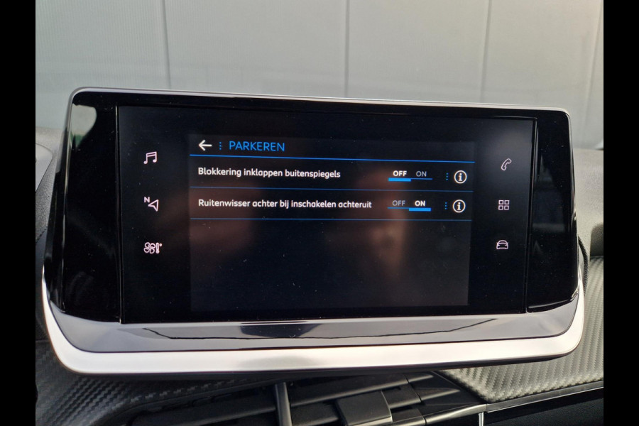 Peugeot 208 1.2 EAT8 Allure /1E Eig/i cockpit/Acc/Winterpak!