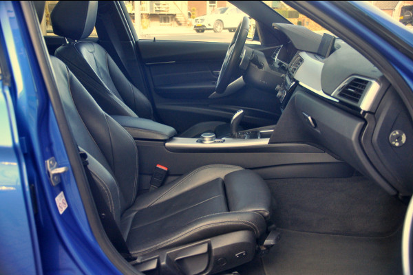 BMW 3 Serie Touring 320i M Sport Edition | Panoramadak | HUD | Trekhaak