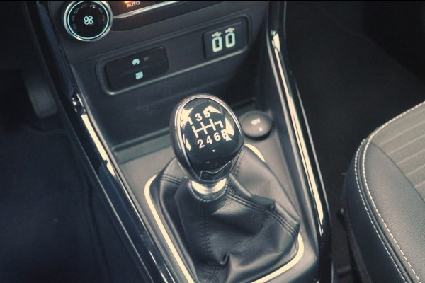 Ford EcoSport 1.0 EcoBoost 125 PK Titanium | Navigatie | Trekhaak | All season |  Nette staat!