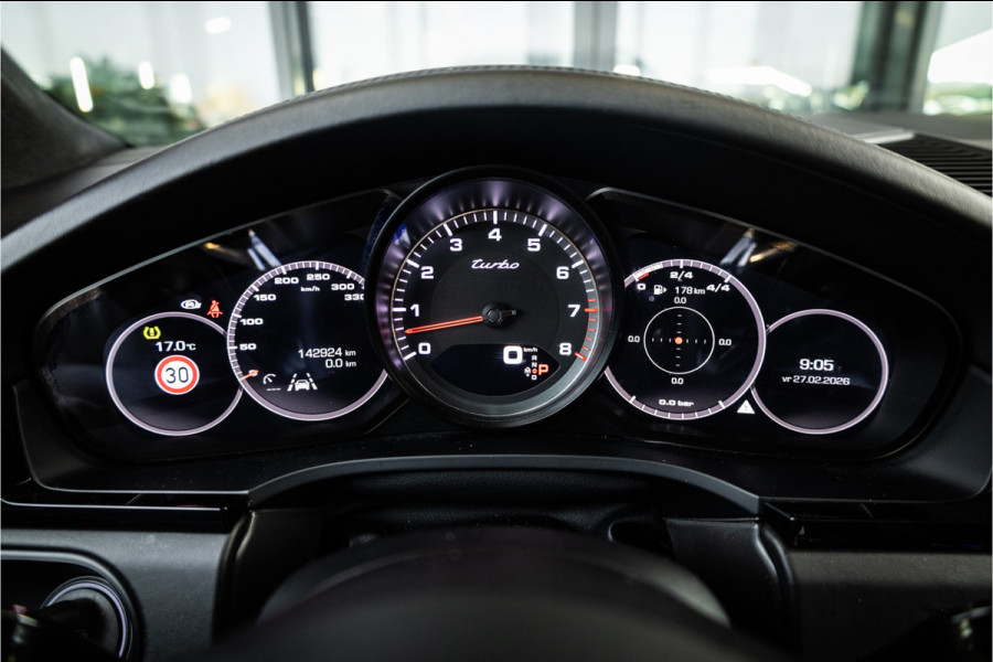 Porsche Cayenne 4.0 Turbo - Origineel NL | Sport Chrhono + | Luchtvering | Elek. Trekhaak