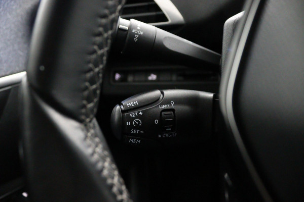 Peugeot 5008 1.2 *130PK*NAVI*CAM*HAAK*CRUISE*ECC*CARPLAY*7PER