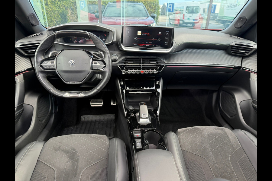 Peugeot 2008 1.2 Turbo GT-Line 155pk - Automaat - Panodak - Navi - Winterpakket - Climate