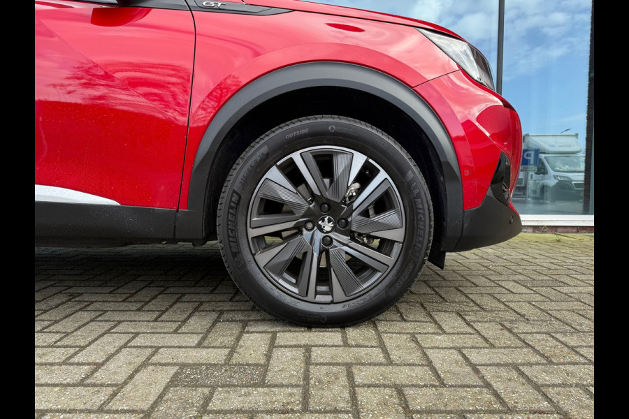 Peugeot 2008 1.2 Turbo GT-Line 155pk - Automaat - Panodak - Navi - Winterpakket - Climate