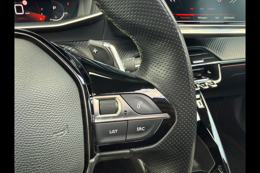 Peugeot 2008 1.2 Turbo GT-Line 155pk - Automaat - Panodak - Navi - Winterpakket - Climate