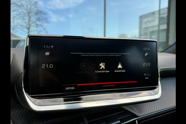 Peugeot 2008 1.2 Turbo GT-Line 155pk - Automaat - Panodak - Navi - Winterpakket - Climate