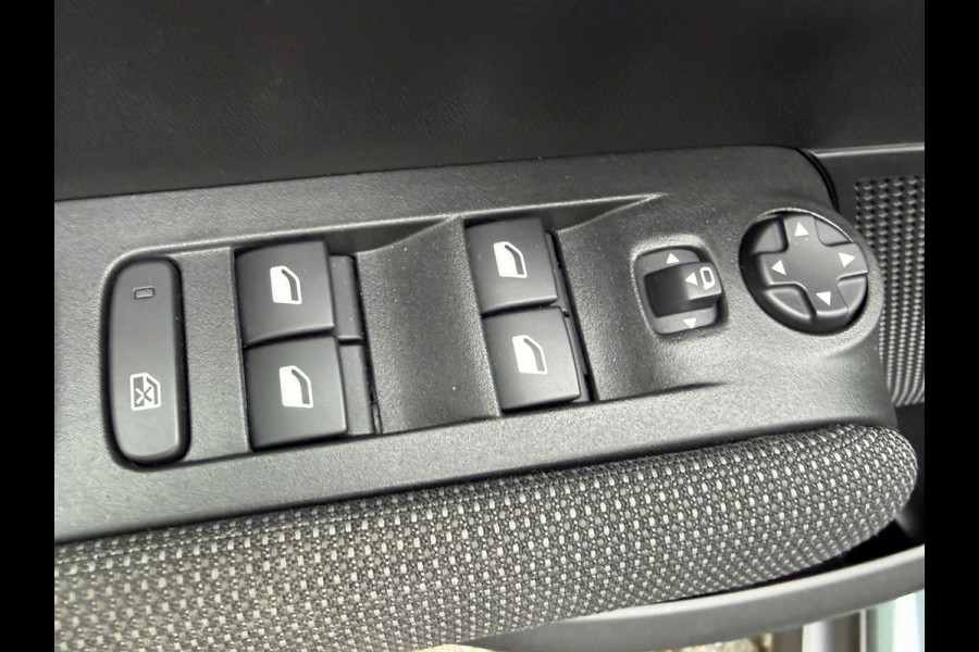 Citroën C3 Aircross 1.2 110pk Shine, NAP, CarPlay, LED, Camera, Navigatie