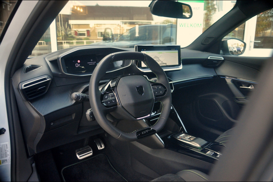 Peugeot 2008 1.2 Hybrid 136 GT | Navigatie | 360 Gr Camera | Adaptieve CC
