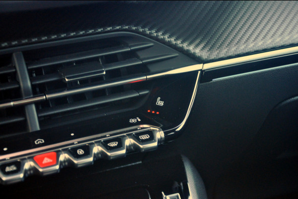 Peugeot 2008 1.2 Hybrid 136 GT | Navigatie | 360 Gr Camera | Adaptieve CC