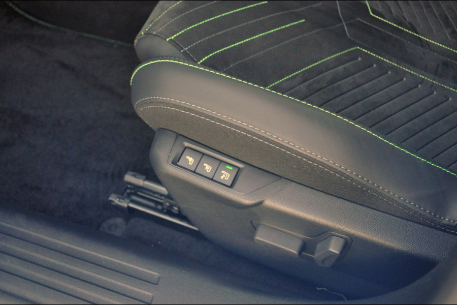 Peugeot 2008 1.2 Hybrid 136 GT | Navigatie | 360 Gr Camera | Adaptieve CC