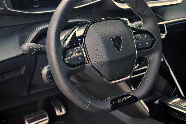 Peugeot 2008 1.2 Hybrid 136 GT | Navigatie | 360 Gr Camera | Adaptieve CC