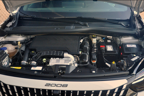 Peugeot 2008 1.2 Hybrid 136 GT | Navigatie | 360 Gr Camera | Adaptieve CC
