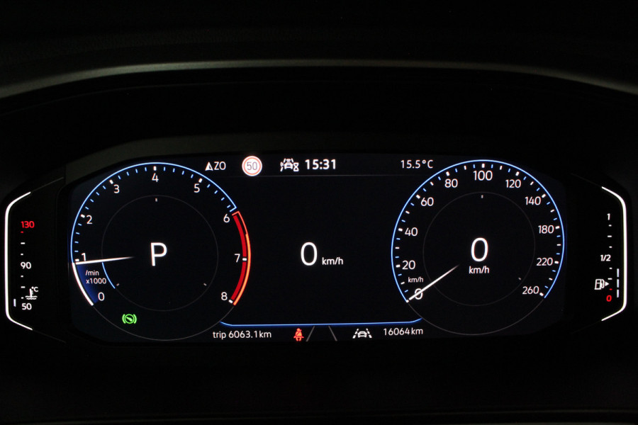 Volkswagen T-Roc 1.5 TSI Life Business Edition Automaat/Camera/Winterpakket