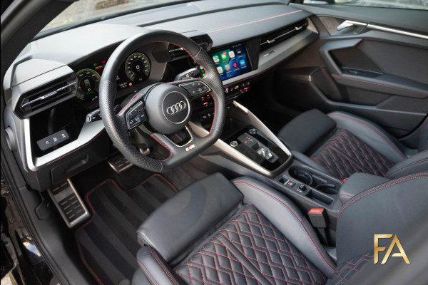 Audi A3 Sportback 45 TFSI e S edition Competition Ruitleder|Matrix|RSSeats|Sfeer|