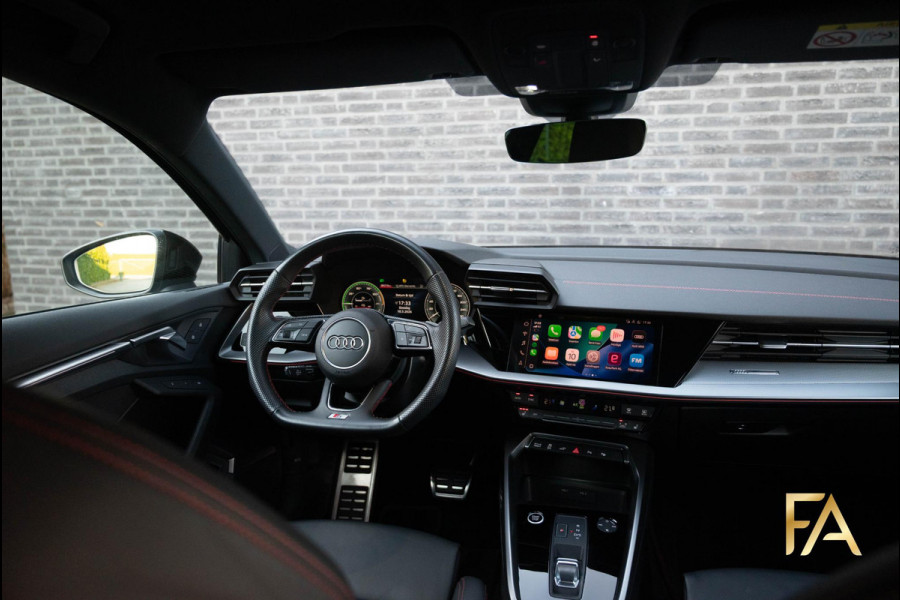 Audi A3 Sportback 45 TFSI e S edition Competition Ruitleder|Matrix|RSSeats|Sfeer|