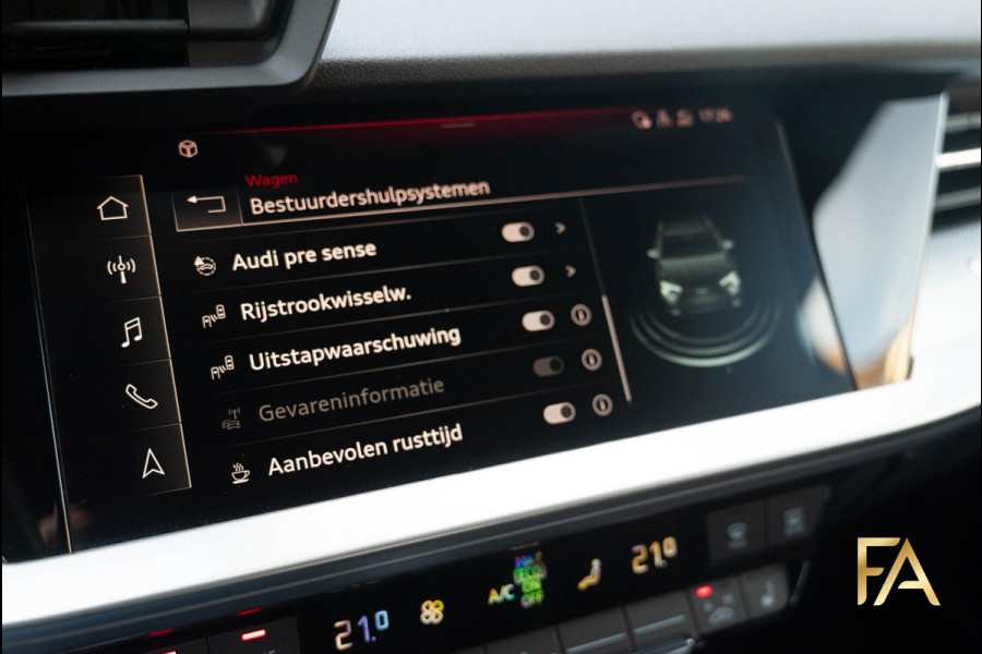 Audi A3 Sportback 45 TFSI e S edition Competition Ruitleder|Matrix|RSSeats|Sfeer|