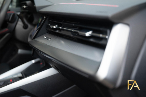 Audi A3 Sportback 45 TFSI e S edition Competition Ruitleder|Matrix|RSSeats|Sfeer|