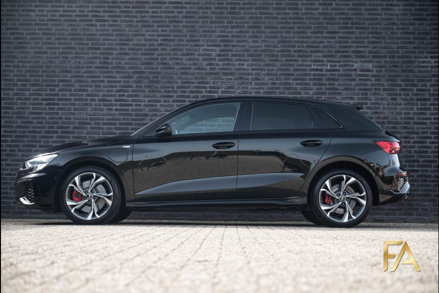 Audi A3 Sportback 45 TFSI e S edition Competition Ruitleder|Matrix|RSSeats|Sfeer|