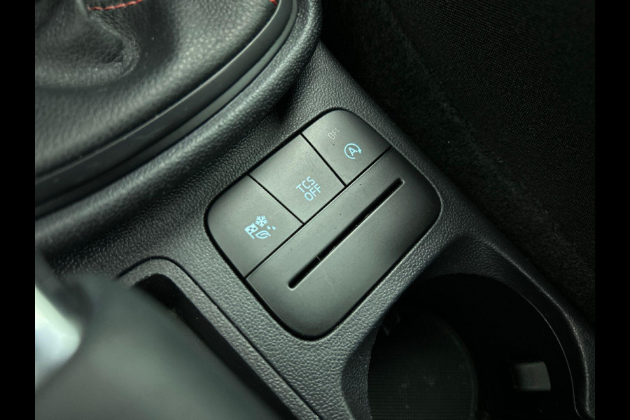 Ford Fiesta 1.0 EcoBoost Hybrid ST-Line Navigatie Apple Carplay/Android Auto Parkeersensoren achter Cruise Control Climate Control Lichtmetalen velgen