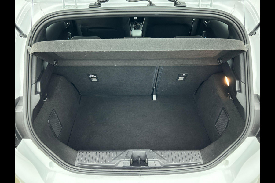 Ford Fiesta 1.0 EcoBoost Hybrid ST-Line Navigatie Apple Carplay/Android Auto Parkeersensoren achter Cruise Control Climate Control Lichtmetalen velgen