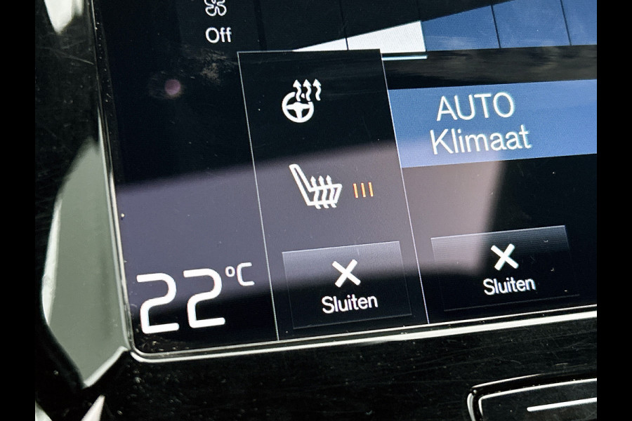 Volvo XC90 2.0 T8 AWD R-Design Panoramadak / Trekhaak / Leder-sport / Pdc+Camera / Xenon / 7Pers. / Apk 11-2026