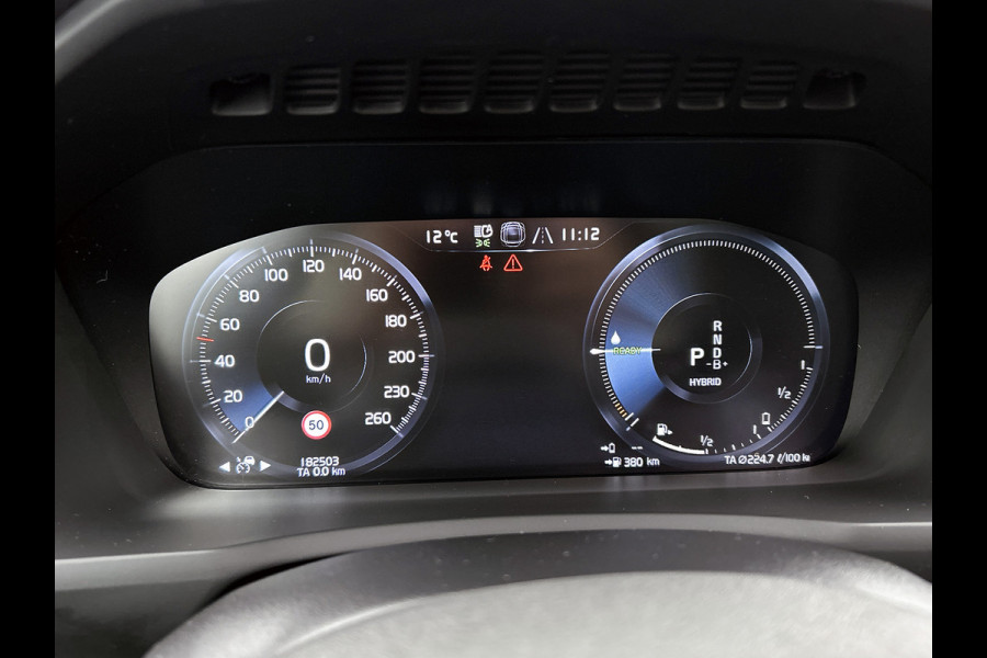 Volvo XC90 2.0 T8 AWD R-Design Panoramadak / Trekhaak / Leder-sport / Pdc+Camera / Xenon / 7Pers. / Apk 11-2026