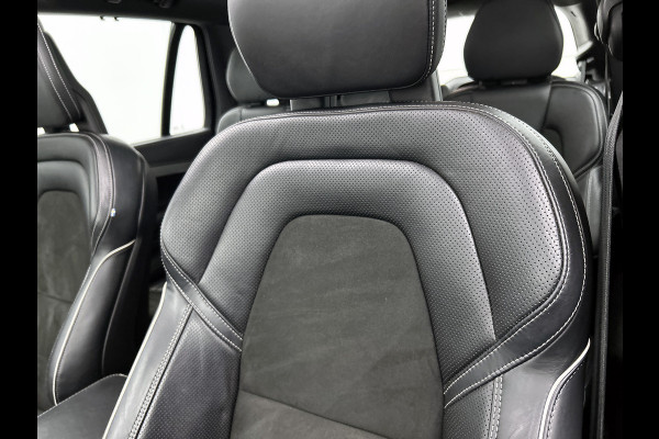 Volvo XC90 2.0 T8 AWD R-Design Panoramadak / Trekhaak / Leder-sport / Pdc+Camera / Xenon / 7Pers. / Apk 11-2026