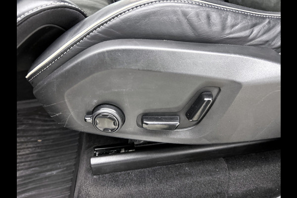 Volvo XC90 2.0 T8 AWD R-Design Panoramadak / Trekhaak / Leder-sport / Pdc+Camera / Xenon / 7Pers. / Apk 11-2026