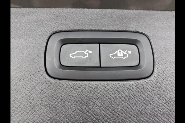 Volvo XC90 2.0 T8 AWD R-Design Panoramadak / Trekhaak / Leder-sport / Pdc+Camera / Xenon / 7Pers. / Apk 11-2026