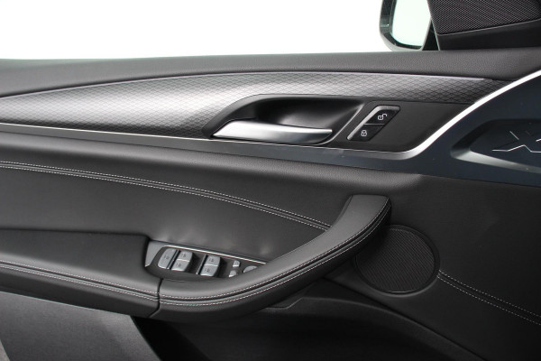 BMW X3 xDrive30e Hybrid M-Sport High Executive | Leder | Panoramisch Schuifdak | Hifi | Camera 360 | Active Cruise Control