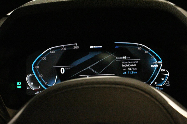 BMW X3 xDrive30e Hybrid M-Sport High Executive | Leder | Panoramisch Schuifdak | Hifi | Camera 360 | Active Cruise Control