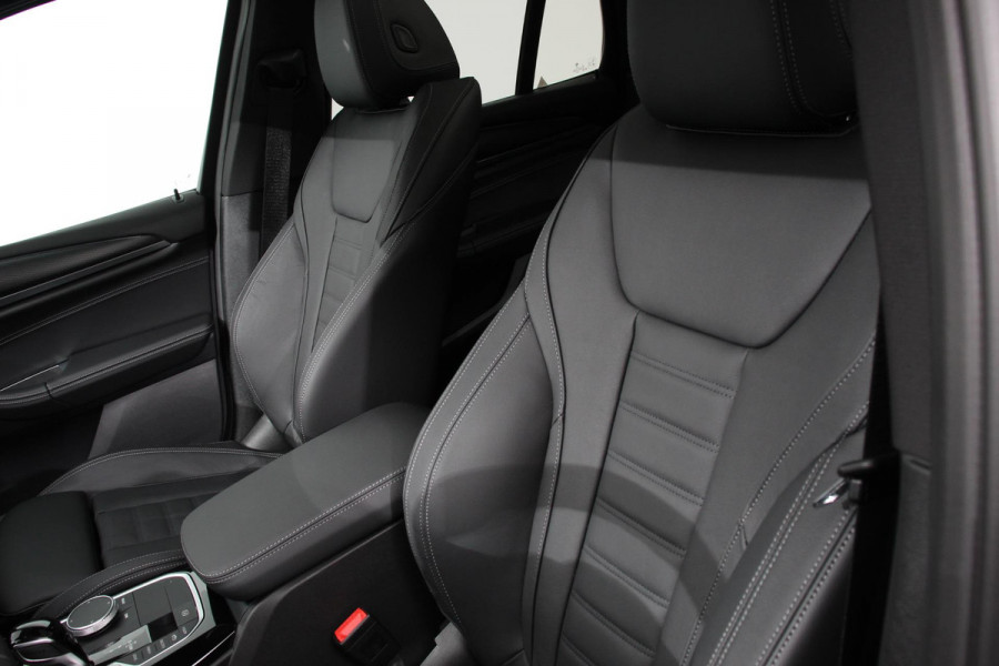BMW X3 xDrive30e Hybrid M-Sport High Executive | Leder | Panoramisch Schuifdak | Hifi | Camera 360 | Active Cruise Control