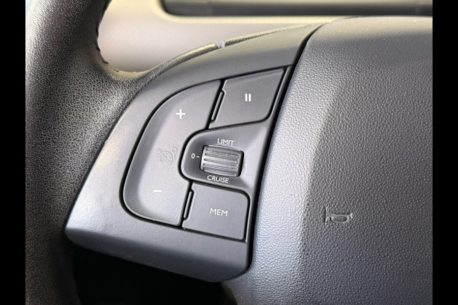 Citroën C4 Cactus 1.2 PureTech Business Plus AUT. 130PK AIRCO PDC STOELVERWARMING CRUISE NAVIGATIE APPLE CARPLAY USB