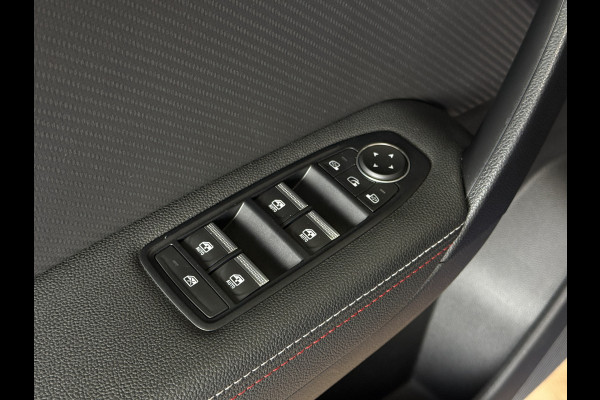 Renault Captur 1.3 TCe 140 R.S. Line | Groot Navi | Bose | 360 | Stoel,Stuur & voorruit verwarming | ACC | Dodehoek | 100% Dealer onderhouden!