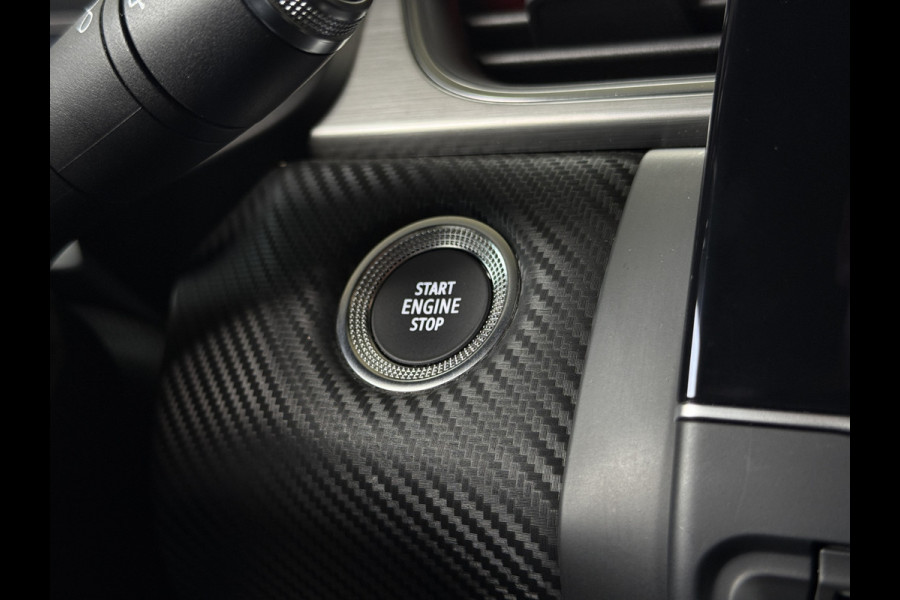 Renault Captur 1.3 TCe 140 R.S. Line | Groot Navi | Bose | 360 | Stoel,Stuur & voorruit verwarming | ACC | Dodehoek | 100% Dealer onderhouden!