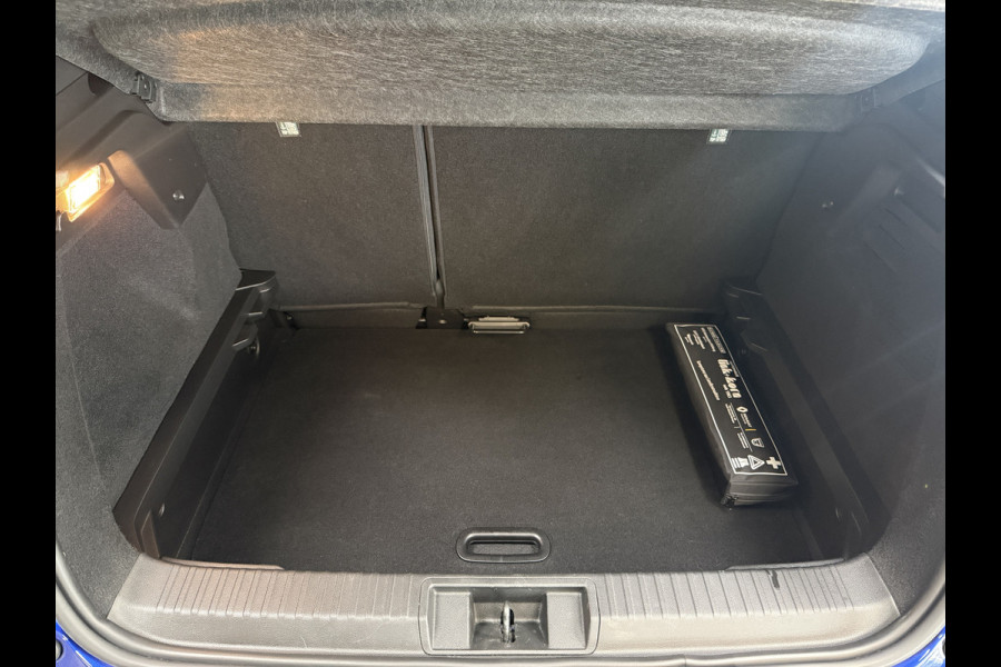 Renault Captur 1.3 TCe 140 R.S. Line | Groot Navi | Bose | 360 | Stoel,Stuur & voorruit verwarming | ACC | Dodehoek | 100% Dealer onderhouden!