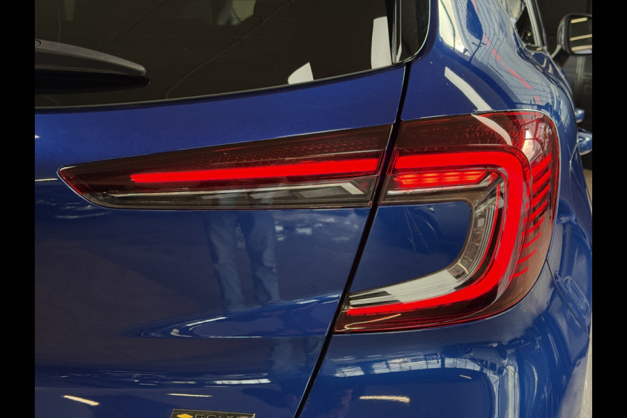 Renault Captur 1.3 TCe 140 R.S. Line | Groot Navi | Bose | 360 | Stoel,Stuur & voorruit verwarming | ACC | Dodehoek | 100% Dealer onderhouden!